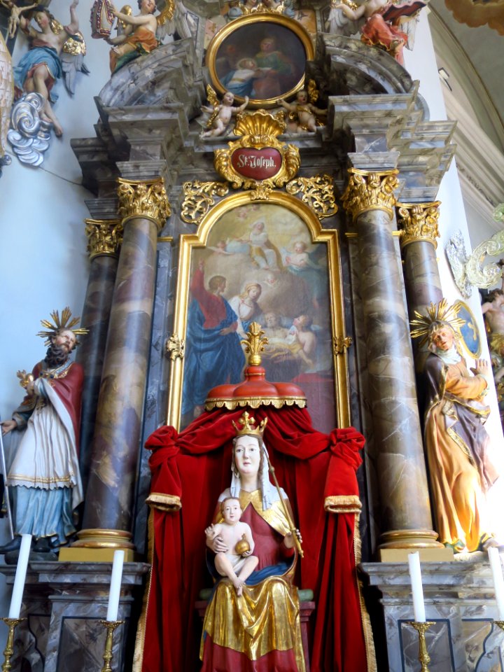 St. Petrus und Agnes in Niederolang 5