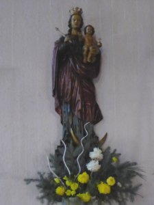 St. Richard (Berlin-Neukölln) Maria mit Kind