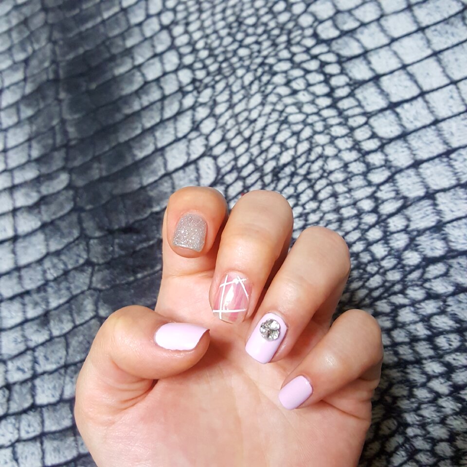 Art kyubi manicures