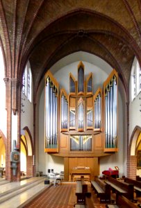 St. Marien-Kirche (Berlin-Reinickendorf) Blick zur Orgel photo