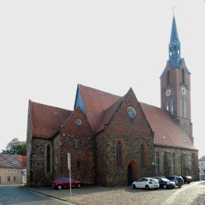 St. Marien Stadtkirche Gräfenhainichen -Nordfassade Pano aus fünf Einzelbildern- Anfang Oktober 2020