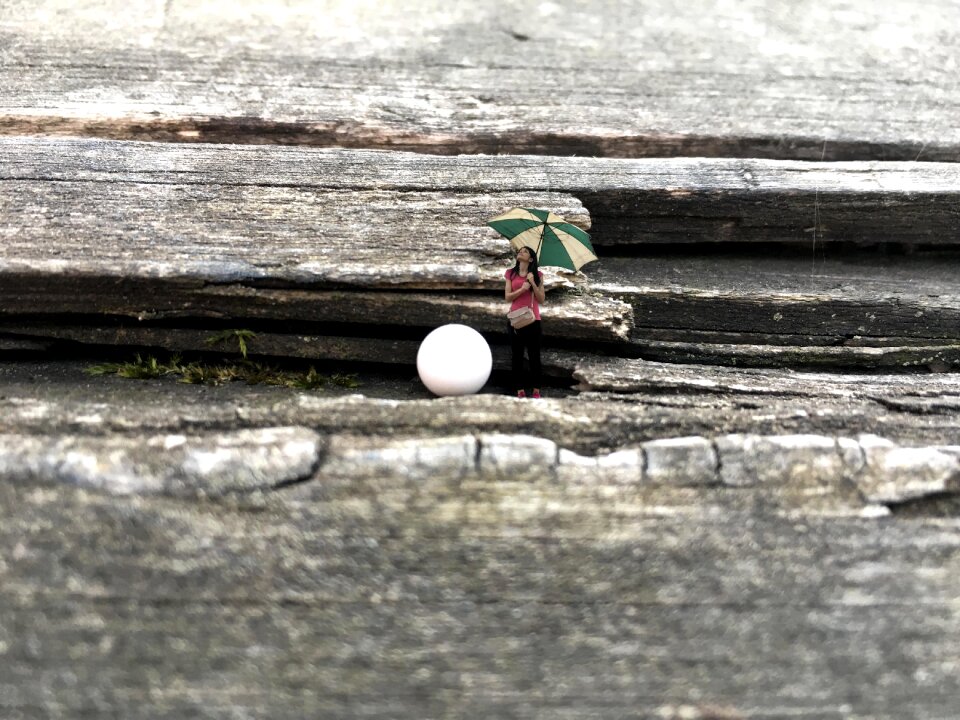 Rocks ball sagging