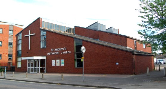 St Andrew's Methodist Church, Blenheim Road, Eastleigh (June 2019) (2)