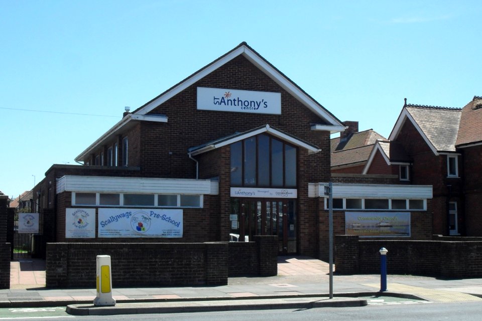 St Anthony's Church Centre, Seaside, St Anthony's Hill, Eastbourne (May 2010) (2)