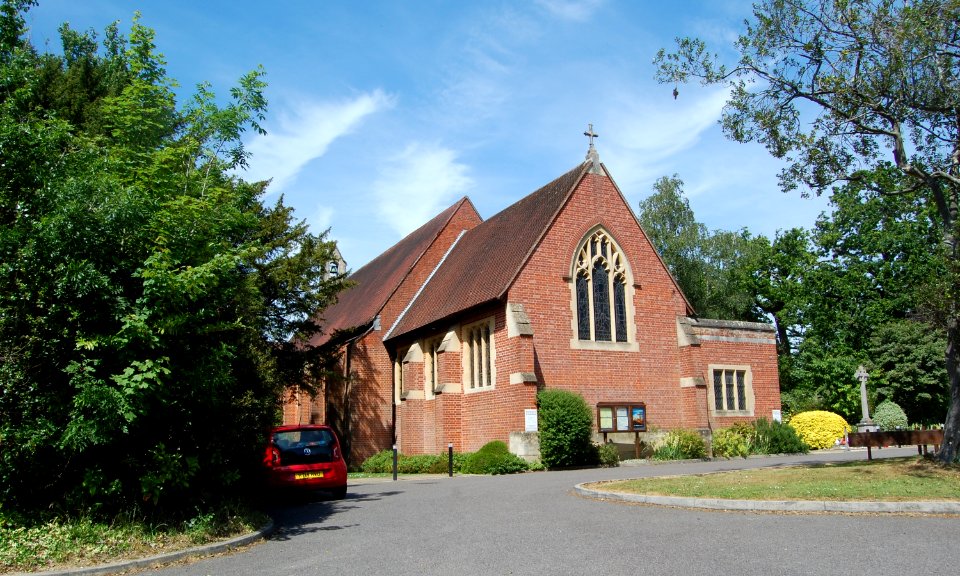 St Boniface's Church, Hursley Road, Chandler's Ford (June 2019) (6)