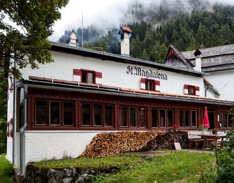 St. Magdalena im Halltal, Kaplanai