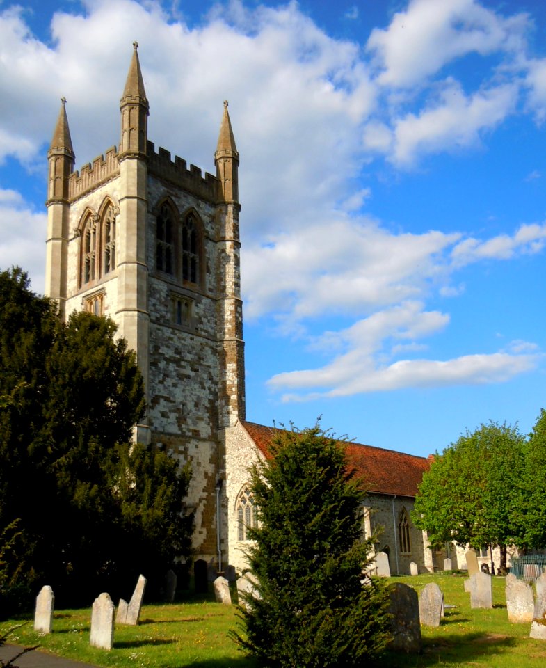 St Andrew's Church, West Street, Farnham (May 2015) (6)