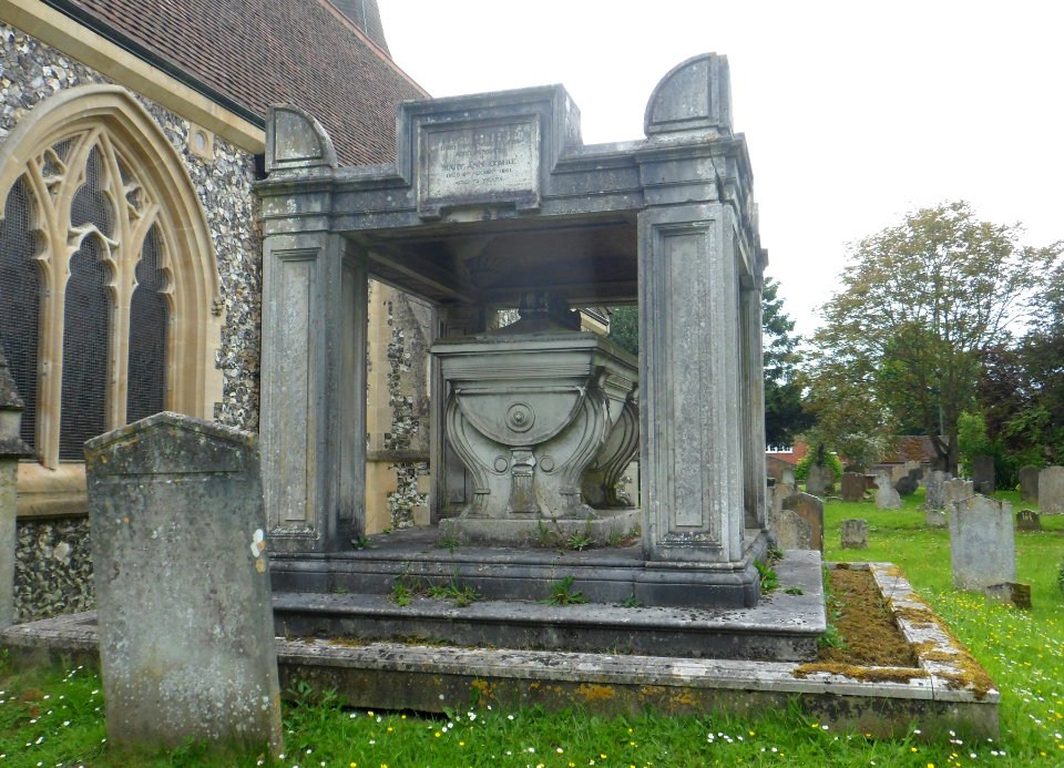St Andrew's Church, Church Street, Cobham (May 2014) (Table Tomb)