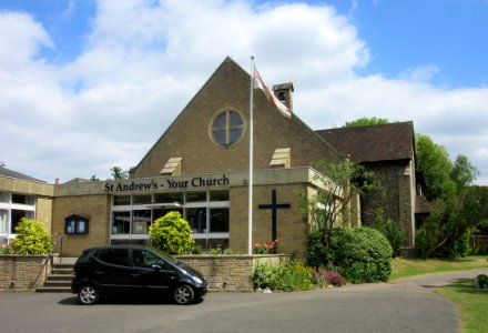 St Andrew's Church, Oakshade Road, Oxshott (June 2015) (3)