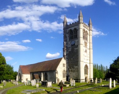 St Andrew's Church, West Street, Farnham (May 2015) (2)