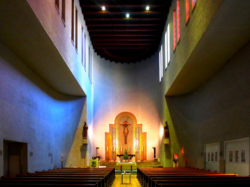 St. Thomas-vo-Aquin-Kirche (Berlin-Charlottenburg) Altarraum