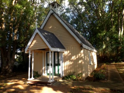St Andrews Church, Ormiston entrance