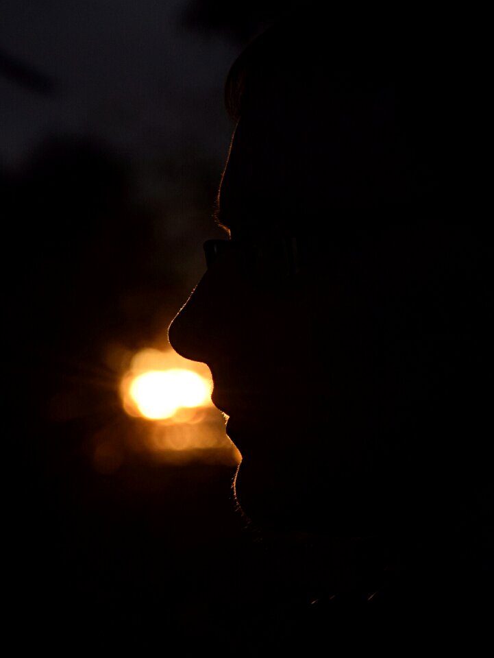 Shadow face light