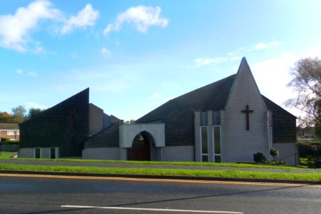 St Barnabas' United Church, 34 Kingfisher Drive, Langney, Eastbourne (October 2012) (2)