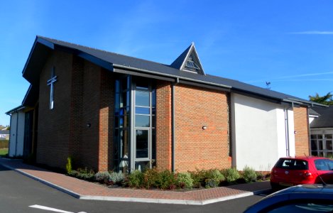 St Andrew's Church, Furnace Green, Crawley (October 2011)
