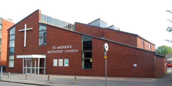 St Andrew's Methodist Church, Blenheim Road, Eastleigh (June 2019) (3)