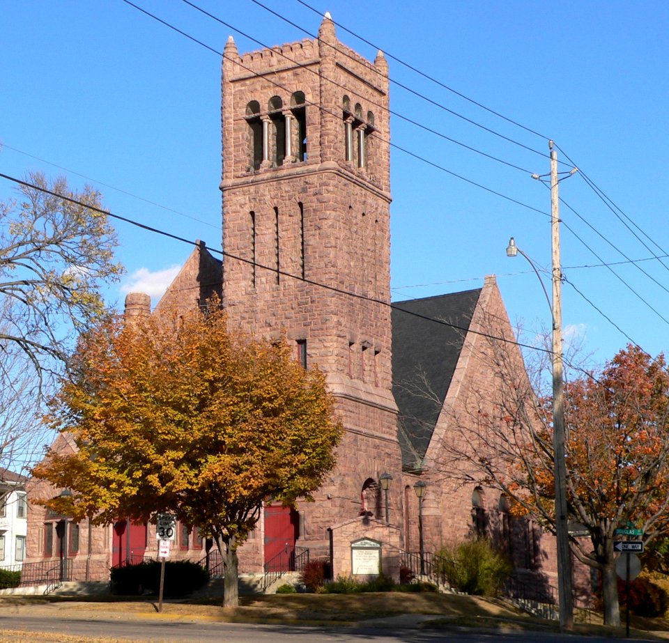 St. Thomas Episcopal Sioux City from SW 1