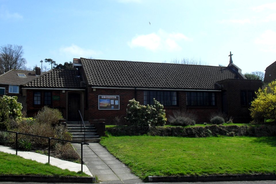 St Barnabas' Church, Hoads Wood Road, Broomgrove, Ore, Hastings (April 2010) (2)