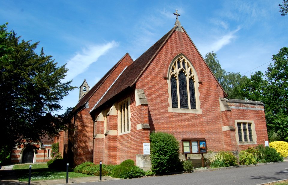 St Boniface's Church, Hursley Road, Chandler's Ford (June 2019) (5)