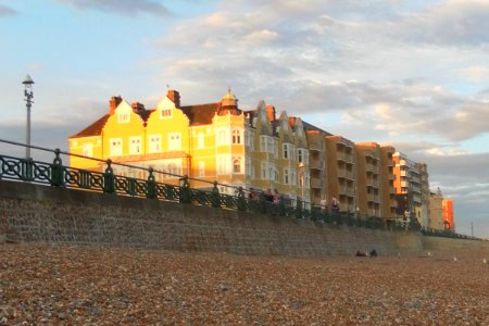 St Aubyn's Mansions, Bath Court, Benham Court and Spa Court, King's Esplanade, Hove (July 2013) (4)