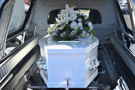 Mourning ceremony grave
