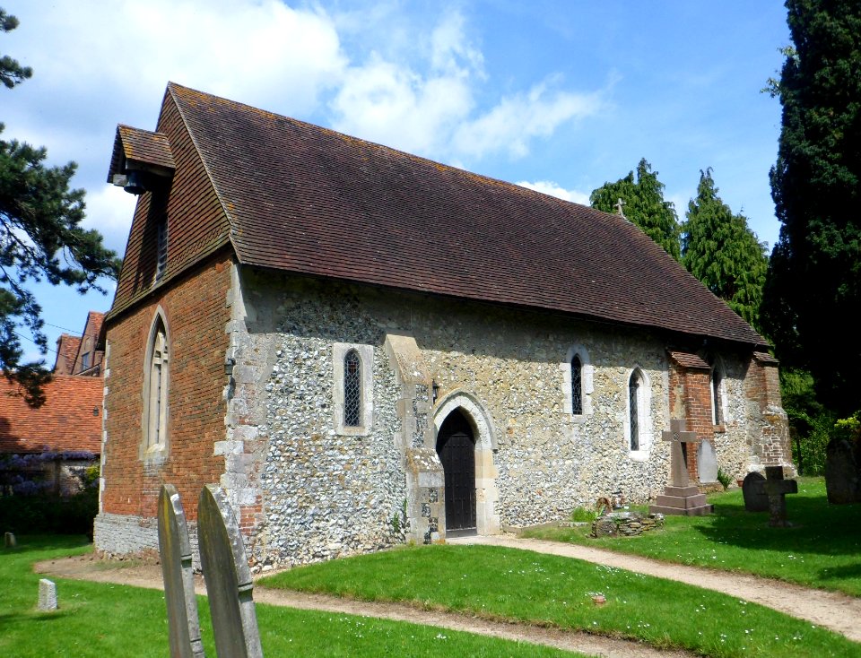 St Bartholomew's Church, Westwood Lane, Wanborough (May 2014) (4)
