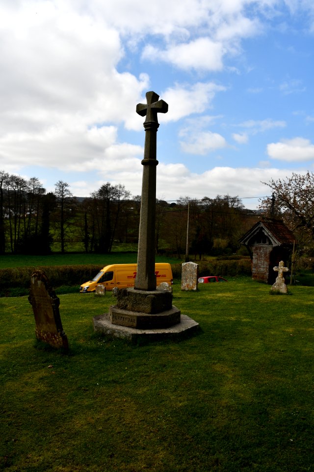St Andrew, Kenn 2021-04-03 IMG 24