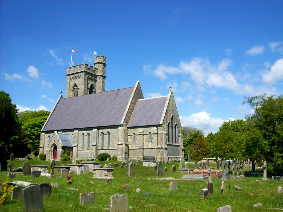 St Andrew, Fairlight