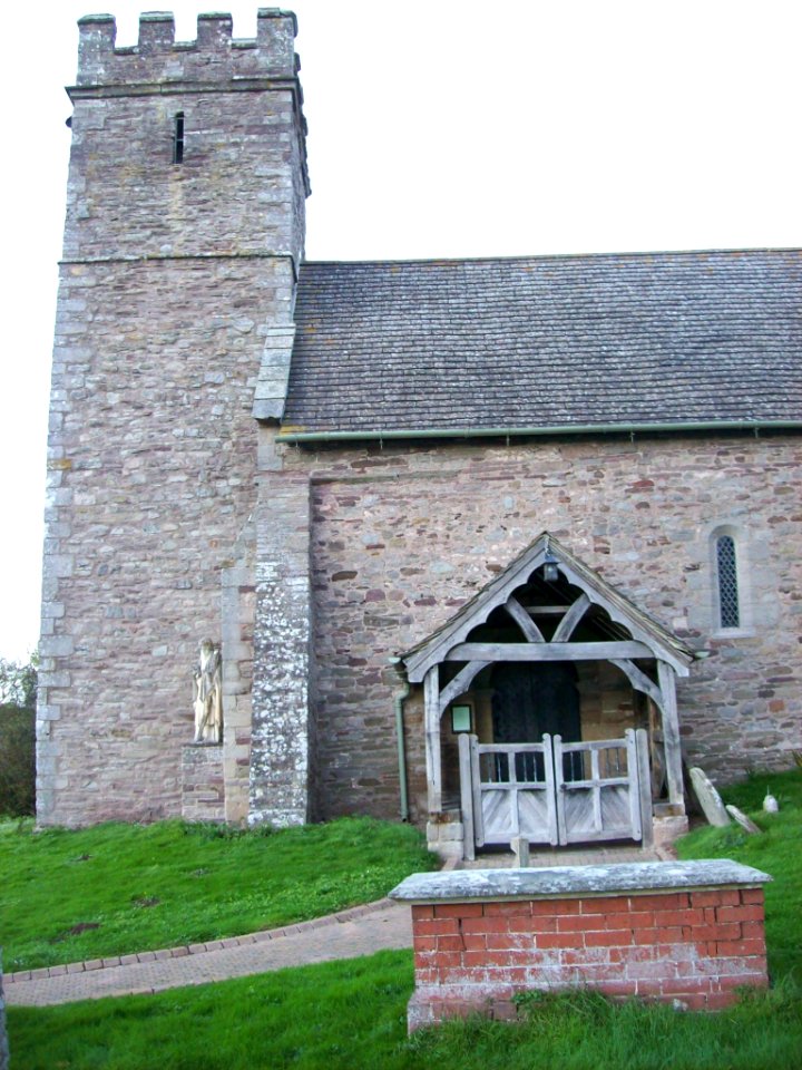St Andrew, Bridge Sollers 2