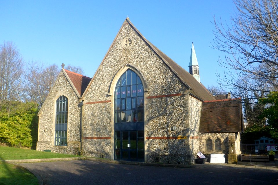 St Andrew's Church, Church Road, Portslade (December 2019)