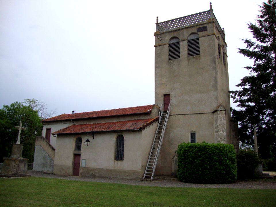 St.Laurent-la-Conche (Loire, Fr) l'église