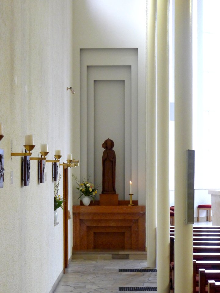 St. Otto (Berlin-Zehlendorf) linker Gang
