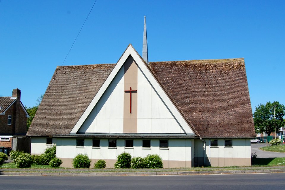 St Alban's Church, Martin Road, Leigh Park (May 2019) (3)