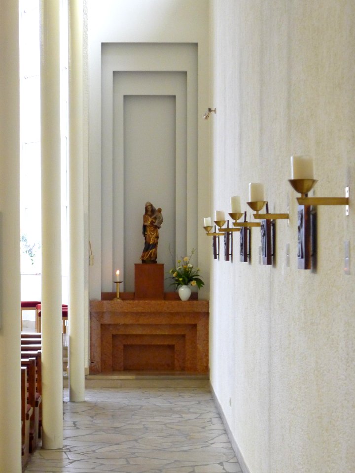 St. Otto (Berlin-Zehlendorf) rechter Gang