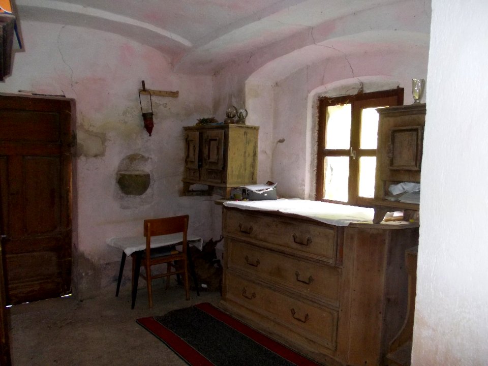St. Oswald's Church (Pečice) 10