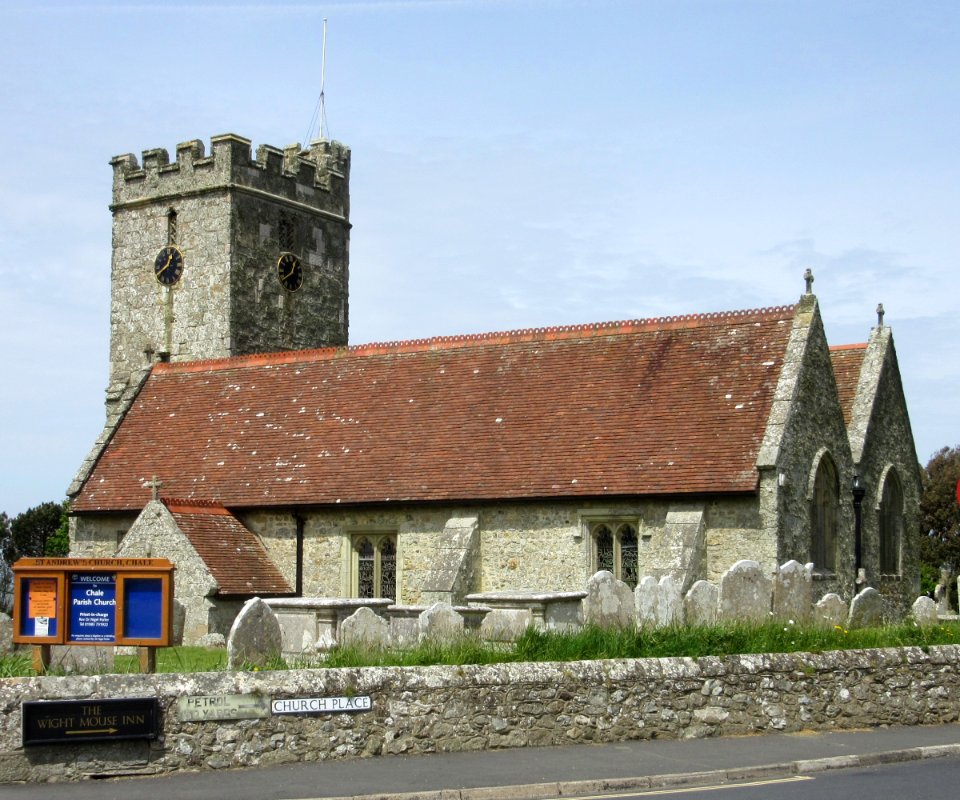 St Andrew's Church, Church Place, Chale (May 2016) (8)