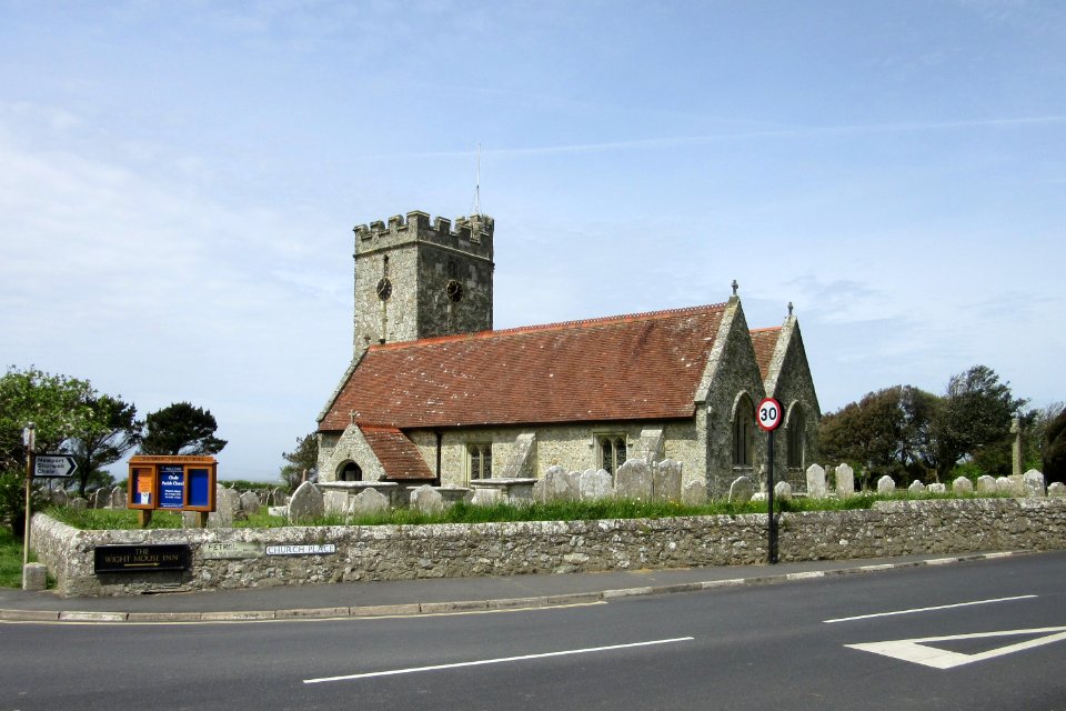 St Andrew's Church, Church Place, Chale (May 2016) (7)