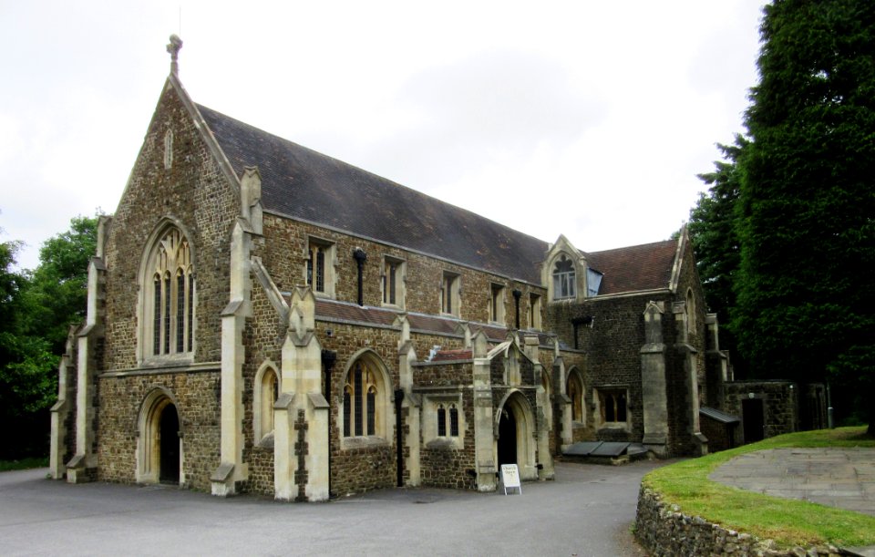 St Alban's Church, Tilford Road, Hindhead (June 2015) (3)