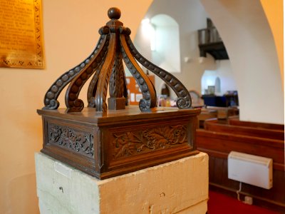 St.James Manorbier H11b Font