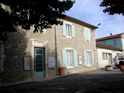 St.Laurent-du-Pape (Ardèche, Fr) mairie-école photo