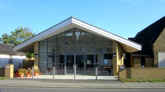 St Wilfrid's RC Church, South Road, Hailsham (September 2016) (2015 building) (6)