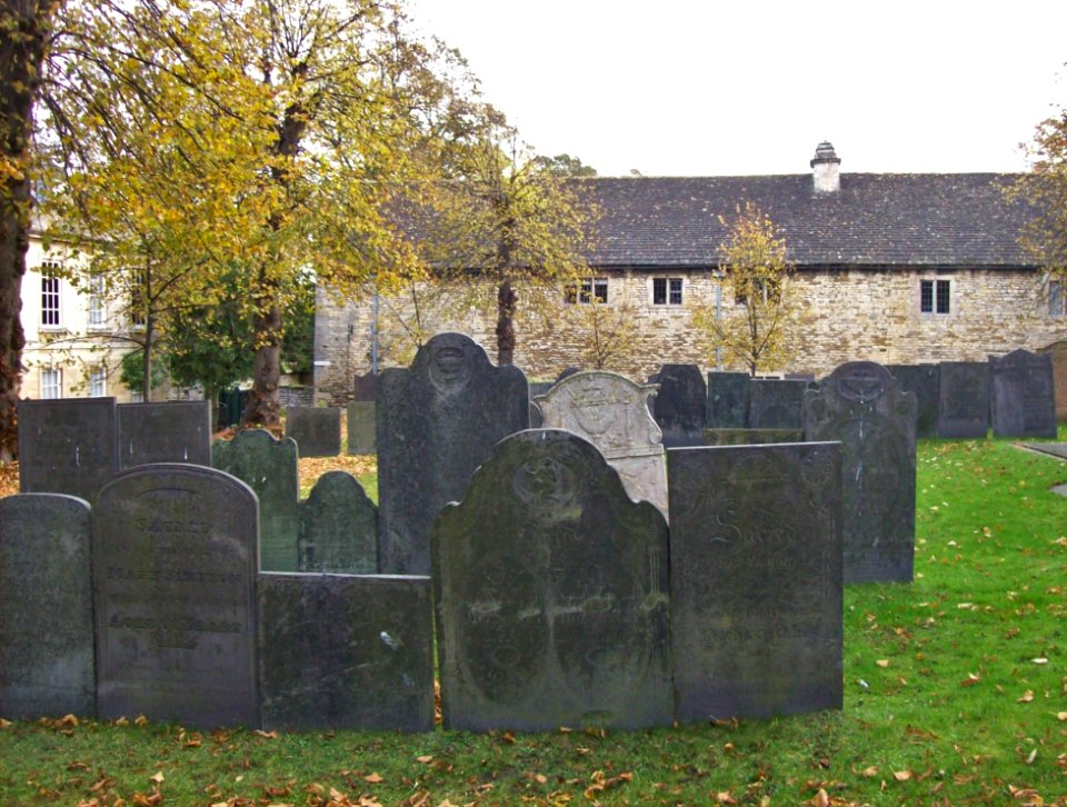 St Wulfram, Grantham- churchyard 1