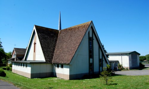 St Alban's Church, Martin Road, Leigh Park (May 2019) (6)