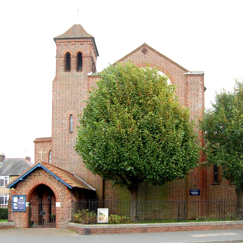 St Alban's Church, 104 Copnor Road, Copnor, Portsmouth (October 2017) (3)
