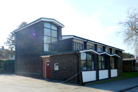 St Ambrose's Church, Warren Park, Warlingham (April 2013) (1)
