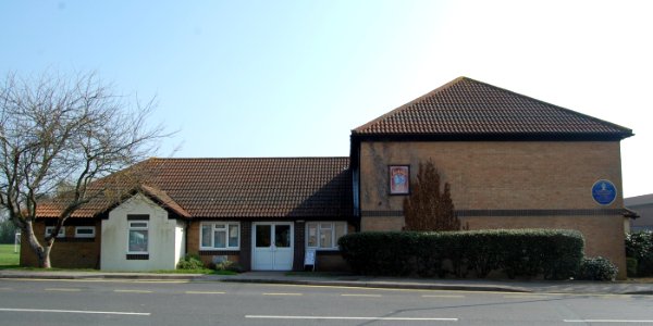 St Aidan's Church and Community Centre, Sywell Crescent, Anchorage Park (March 2019) (1)