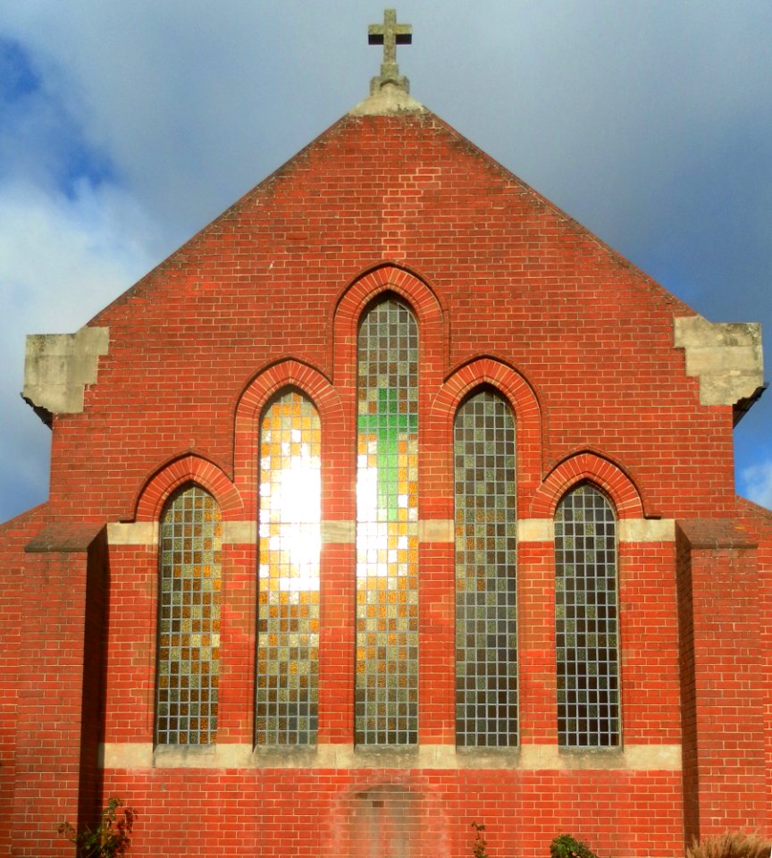 St Agnes Church, Whitley Road, Eastbourne (October 2012) (5)