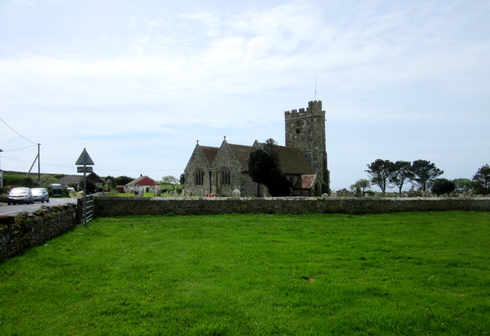 St Andrew's Church, Church Place, Chale (May 2016) (9)