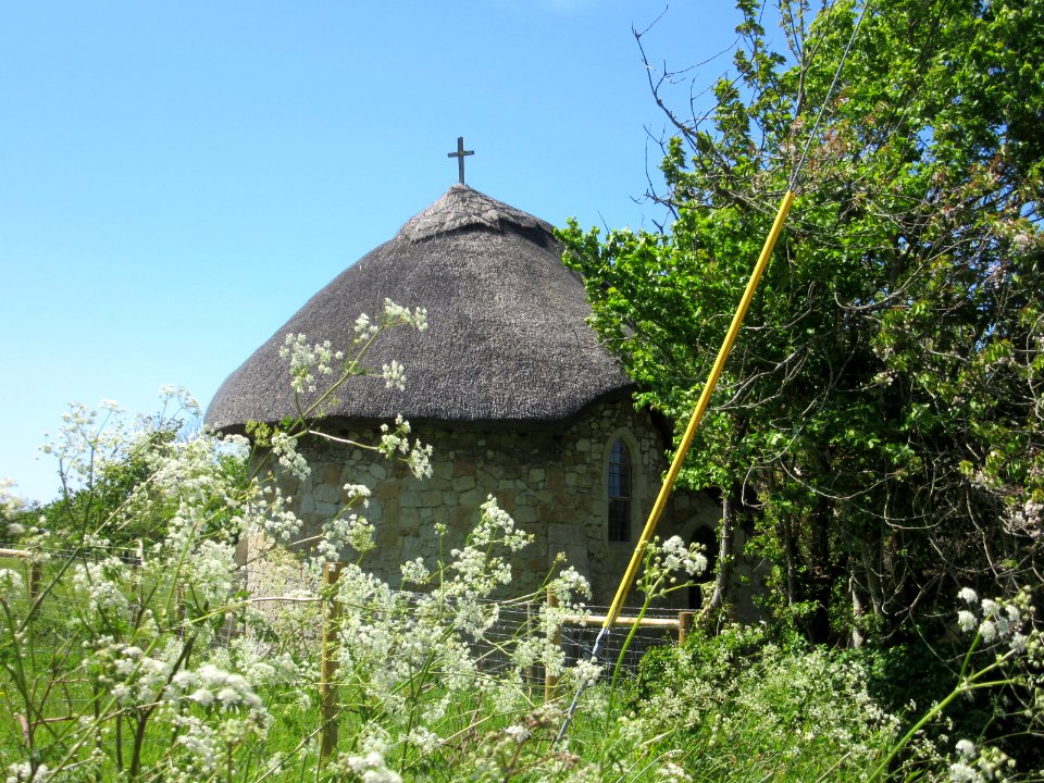 St Agnes' Church, Gate Lane, Freshwater (May 2016) (16)