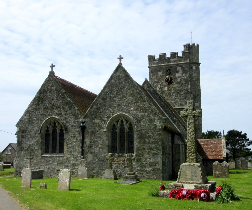 St Andrew's Church, Church Place, Chale (May 2016) (5)